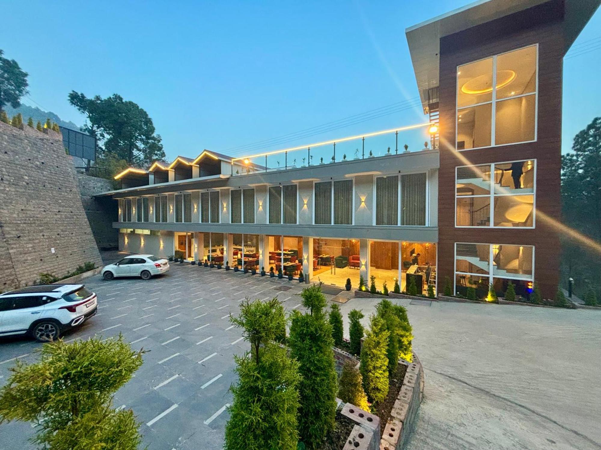 Arnisa Kasauli - A Boutique Hotel Luaran gambar